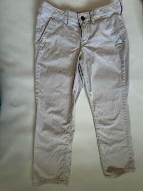 St Johns Bay Pants Women’s 8Petite Light Beige Khaki Chino Ankle Straight Casual